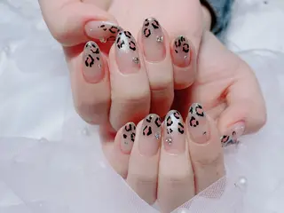 ネイル Cutil Nailsalon所属・Cutil. Nail🌈のネイルデザイン