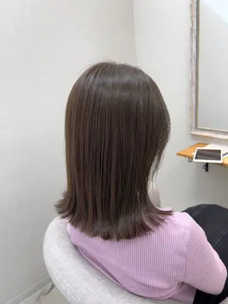 ミディアム ショート/白髪ぼかし 君和田若菜のヘアスタイル