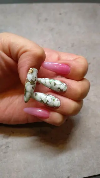 ネイル 大島 七海のネイルデザイン