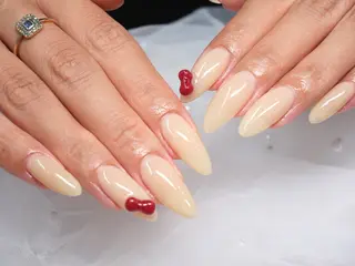 ネイル Nailsalon Graciasのネイルデザイン