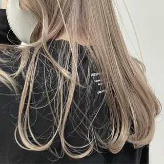 ロング カラー miyu ハイトーン/レイヤーのヘアスタイル
