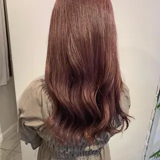 ロング カラー NOEL所属・フェイシャルエステ Utaiのエステ・リラクイメージ