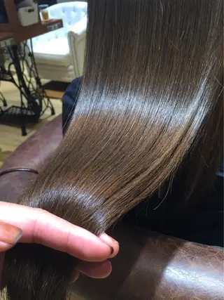 ロング カラー パーマ ヘアアレンジ メンズ キッズ ネイル マツエク・マツパ アティリー 西梅田のヘアスタイル