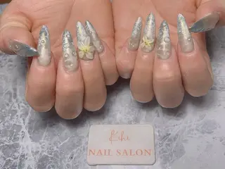 ネイル 💕鈴木ユリ パラジェル/オフ無料のネイルデザイン