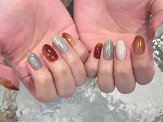 ネイル esby Loely MIZUKIのネイルデザイン