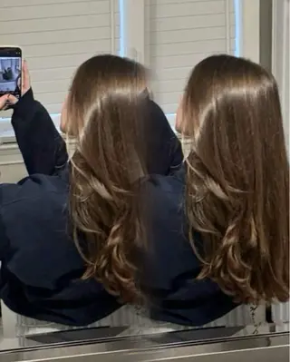 ロング ぱつっとボブ/透明感 カラー/Ayakaのヘアスタイル