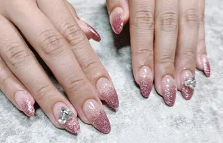 ネイル Nanala. LUNAのネイルデザイン