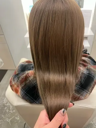 カラー パシフィック・ダズール所属・近藤 佑衣のヘアスタイル