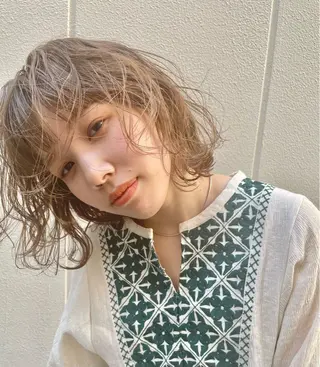 ミディアム 安藤 琢真のヘアスタイル