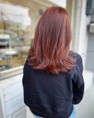 セミロング カラー テトネ タカシのヘアスタイル