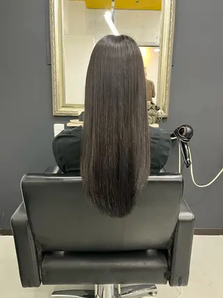 カラー ayame りくのヘアスタイル