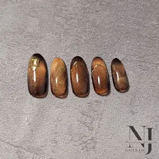 ネイル 島屋 千奈美のネイルデザイン