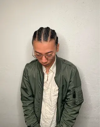 メンズ コーンロウ／ブレイズ SYUのヘアスタイル