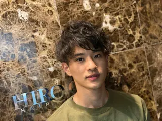 ショート パーマ メンズ 浅見 天翔のヘアスタイル