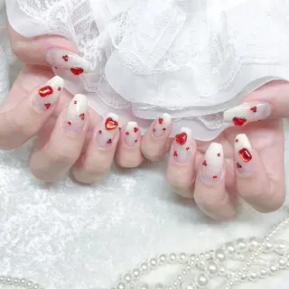 ネイル Kanako 💫のネイルデザイン