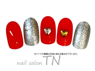 ネイル 矢川 まどかのネイルデザイン