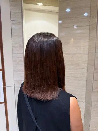 ミディアム SANA/ツヤカラー /カット大船のヘアスタイル