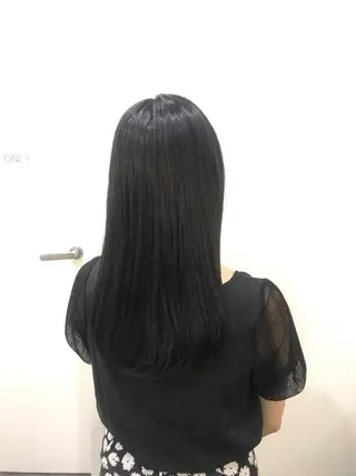 セミロング BLANCO所属・杉浦 里奈のヘアスタイル