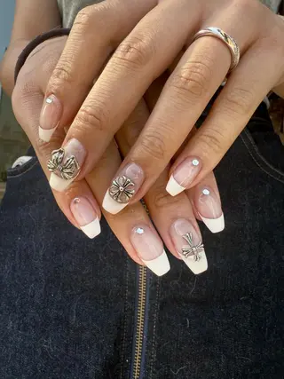 ネイル neouv所属・NEOUV_ mikuのネイルデザイン