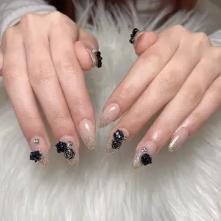 ネイル M2beauty Renaのネイルデザイン