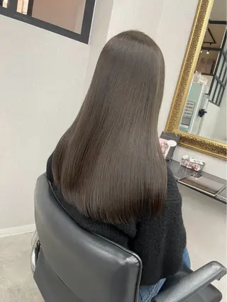 ロング カラー N°JILLVA 工藤 稜子のヘアスタイル