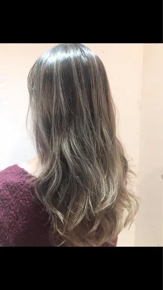 ロング カラー BEBE所属・ご新規様限定 透明感カラーKANAのヘアスタイル