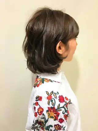 ショート カラー ディレクター ノナカのヘアスタイル