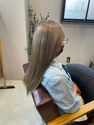 ロング Loma ミレイのヘアスタイル