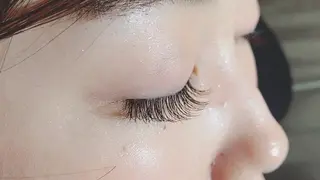 マツエク・マツパ ANNE梅田 GRACE店所属・ANNE chizuのマツエク・マツパデザイン