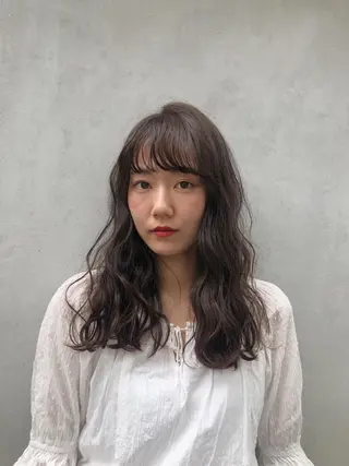 ロング カラー 久力琴音''透明感 カラー''アレンジのヘアスタイル