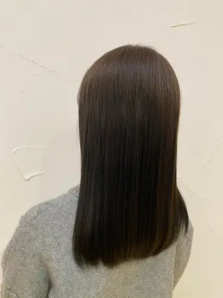 カラー Oggi西新店所属・浦田真代 ／ショートのヘアスタイル