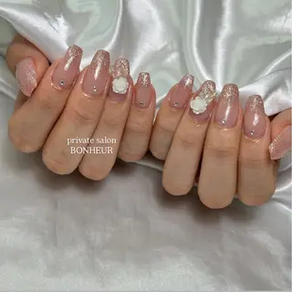 ネイル BONHEUR Annaのネイルデザイン