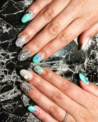 ショート ネイル ✴︎ Delightのネイルデザイン