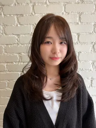 ロング 🩰韓国レイヤー🩷 艶カラー🌷小栁歩美のヘアスタイル