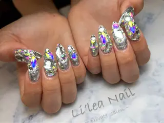 ネイル Li'leaNail AINAのネイルデザイン