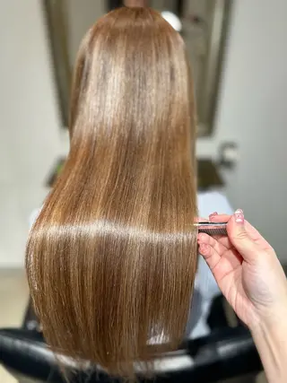 ロング 岩崎 恵実のヘアスタイル