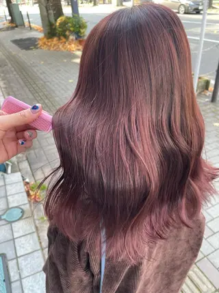 カラー laf所属・オノ アカネのヘアスタイル