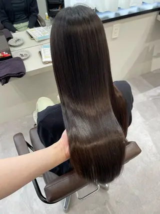 ロング 酸性縮毛矯正 Coreすずのヘアスタイル