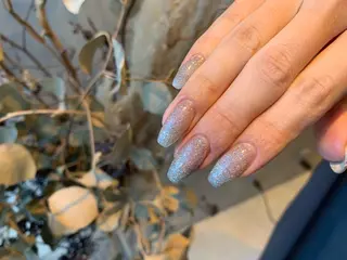 ネイル エールバイクレアチュールドゥエ所属・ailes柏 セキネのネイルデザイン