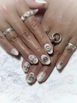 ショート NAIL&EYELASH MANIST所属・ネイルサロン マニストのネイルデザイン