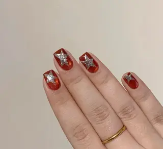 ネイル 高木 維麗絲のネイルデザイン