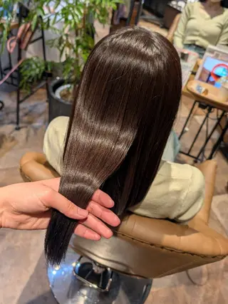 セミロング 寺田百花/髪質改善/ カットモデル募集のヘアスタイル