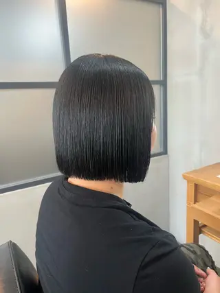 ショート 栗本 陽香/顔周りレ イヤー/透明感カラーのヘアスタイル