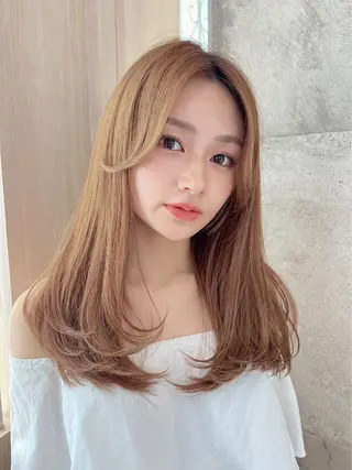 セミロング カラー レイヤーカット/ 顔周り 五島巨幹のヘアスタイル