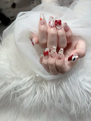 ネイル 🌈 Laule'aのネイルデザイン