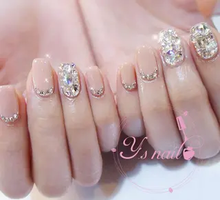 ネイル AngelChris ビューティーサロンのネイルデザイン