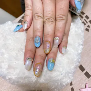 ネイル The Best Beauty受付担当のヘアスタイル