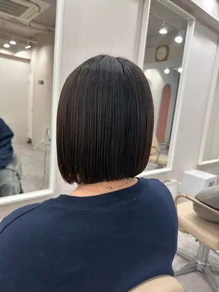 ミディアム ボブ、レイヤー、 ハイトーン、古淵のヘアスタイル