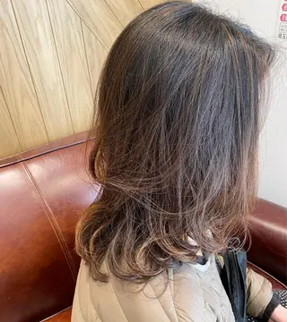 ミディアム 井上 舞のヘアスタイル