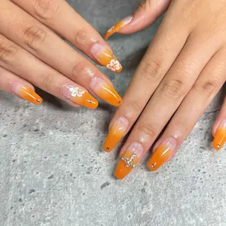 ネイル RE💟N.NAIL ラテン系お姉さんのネイルデザイン